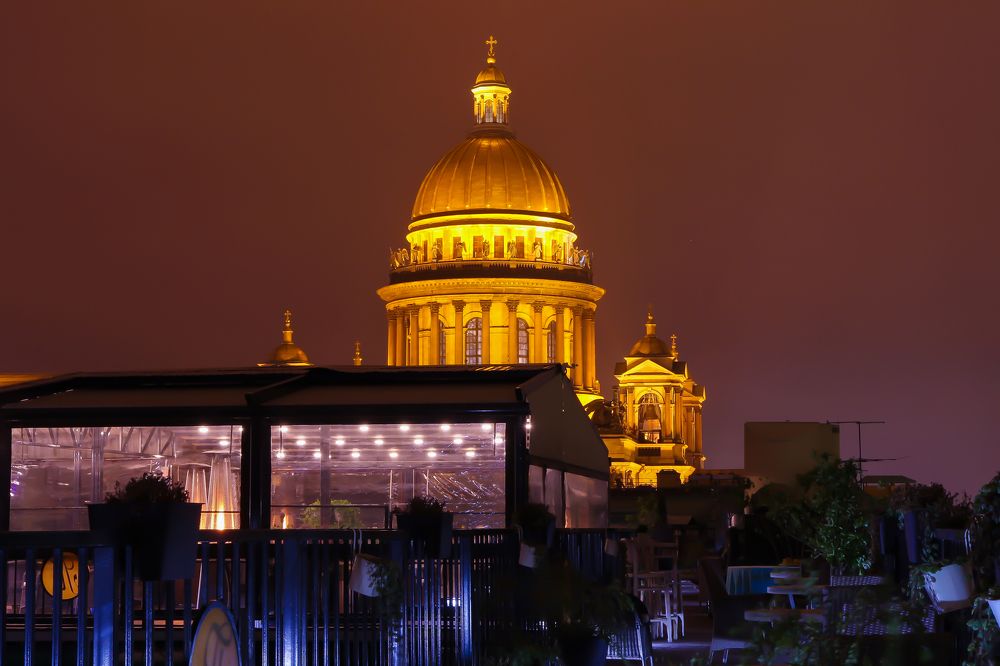 Ночной шарм городской архитектуры