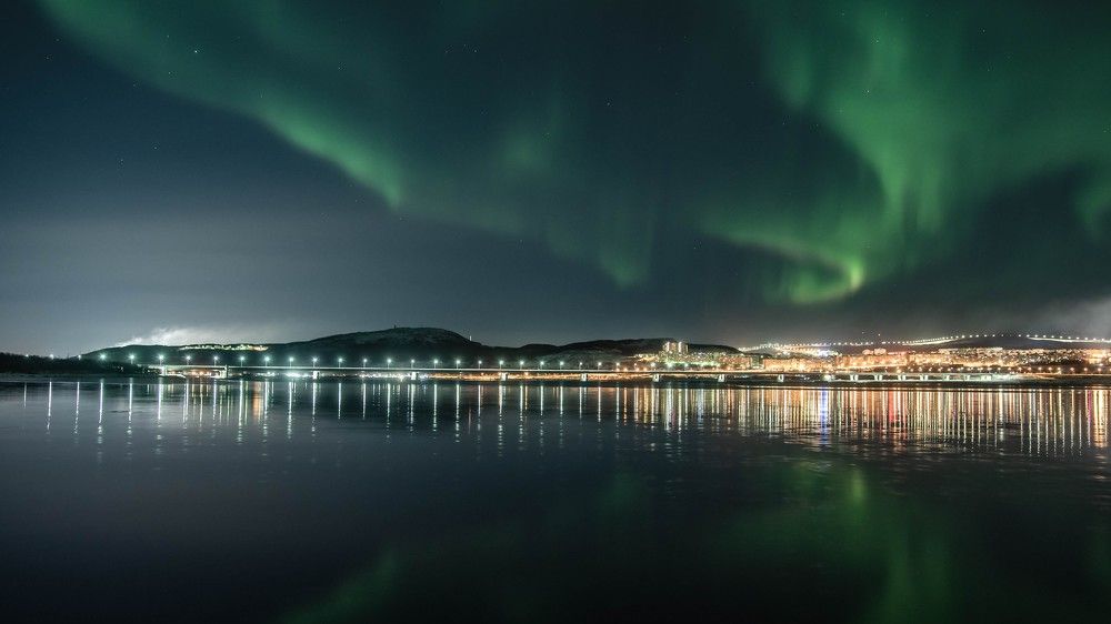 Зеркало залива