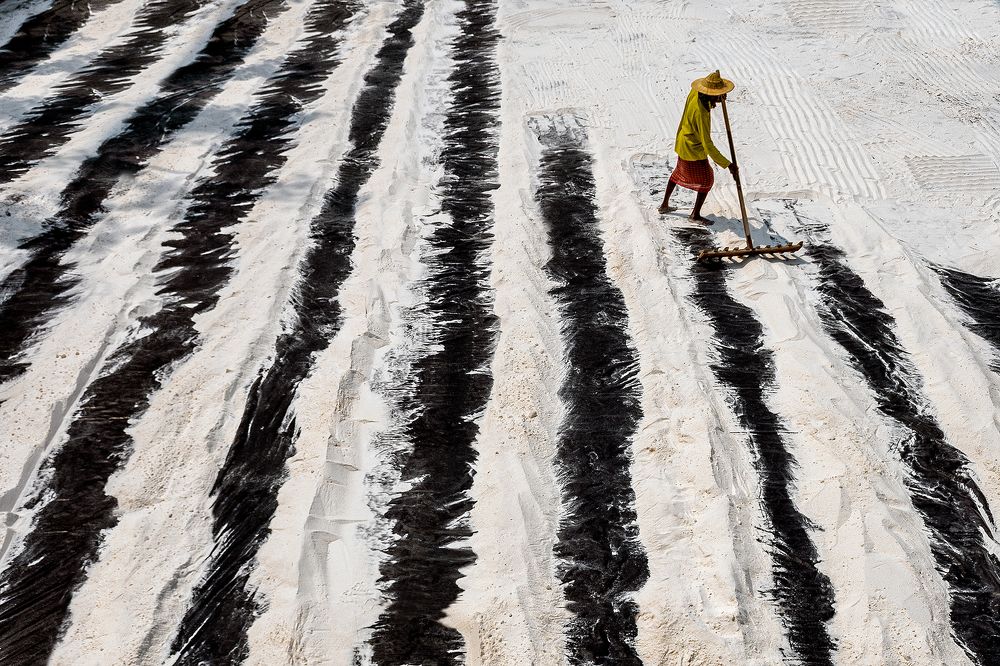 Saltpan Worker Hard Life