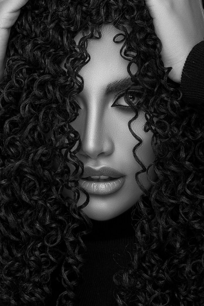 Photograph by Amir Behzadi