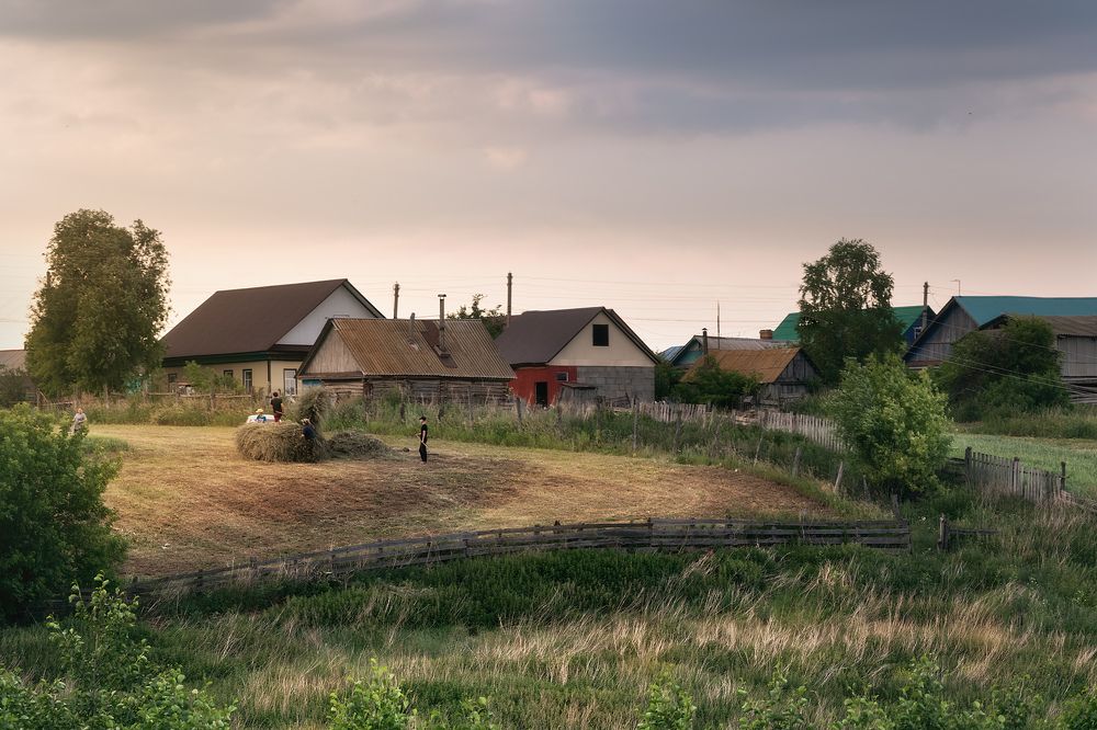Труд здесь от рожденья...