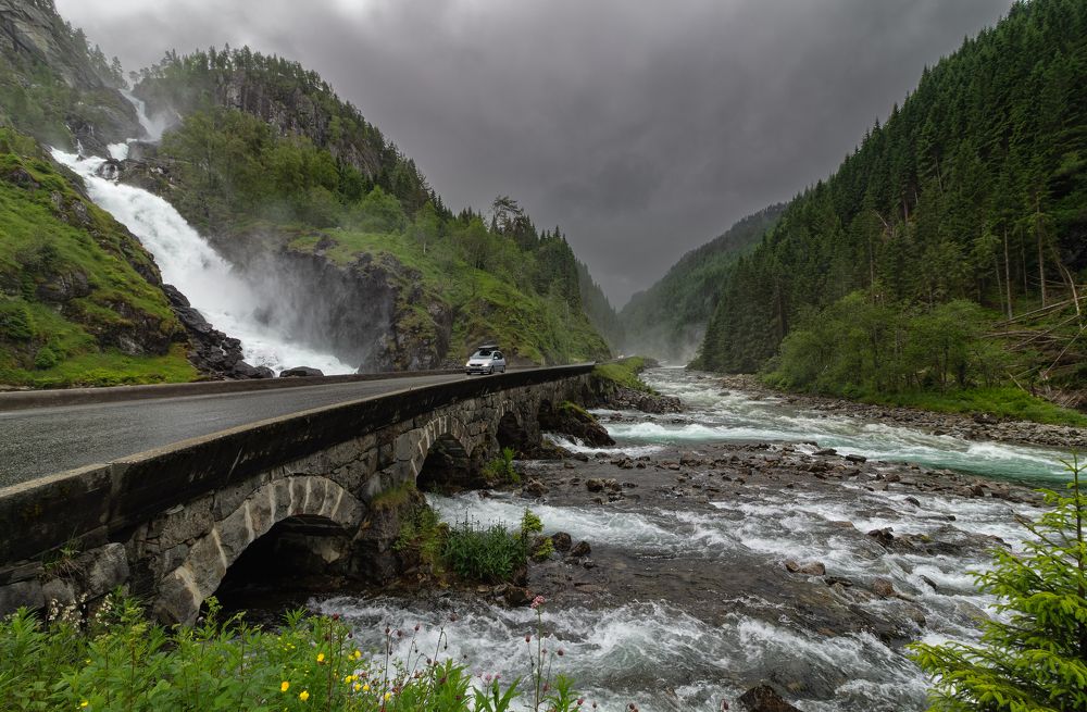 Фотография автора Alexander Pakhomov