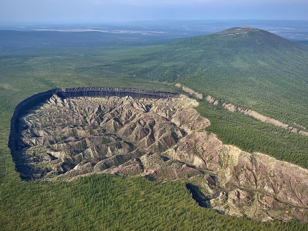 Батагайский разлом - Batagay fault