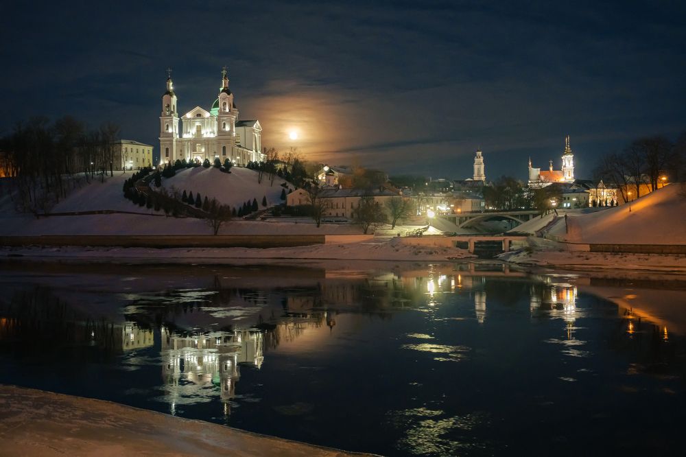 Восход луны