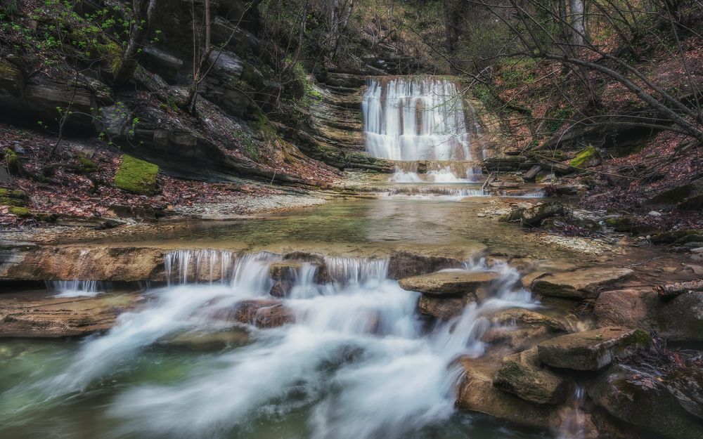 Там, где вода каскадами