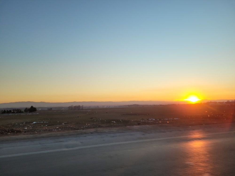 How do you know if it is hello or goodbye?