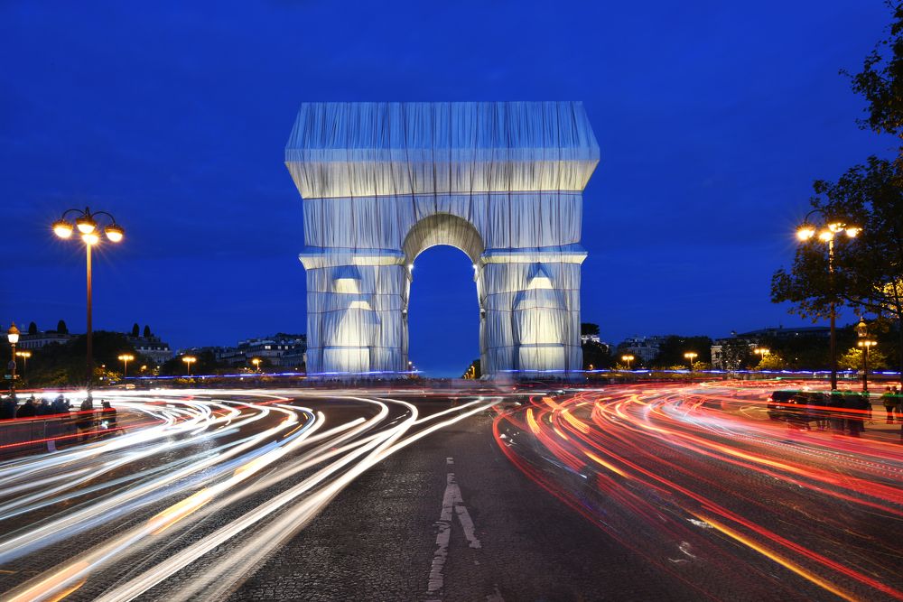 Photograph by SI SABER LOTFI