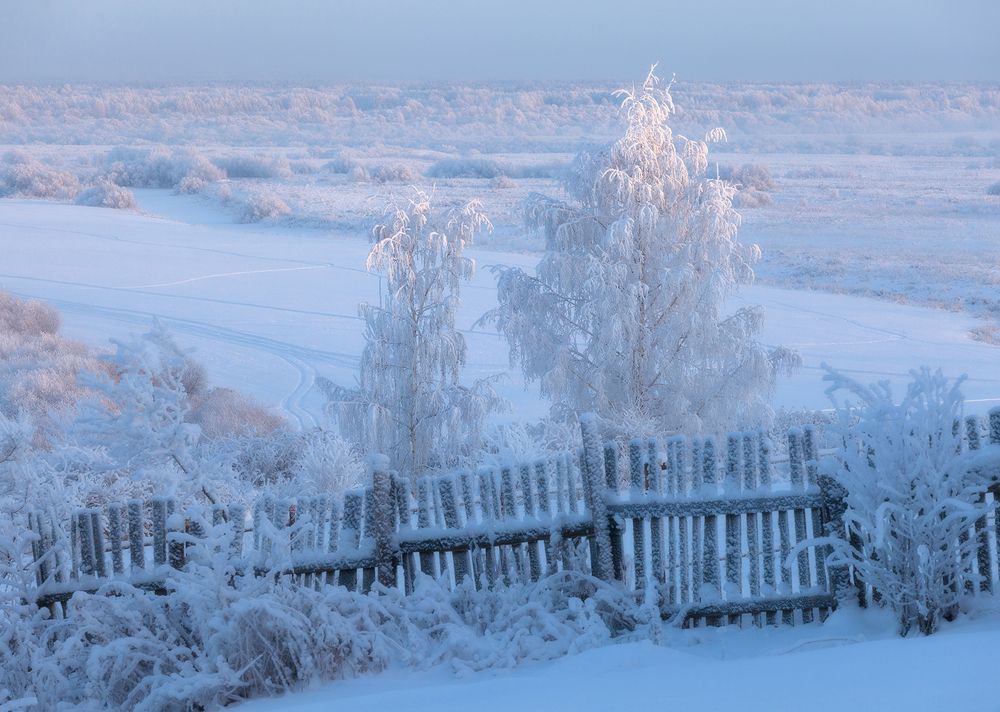 За околицей