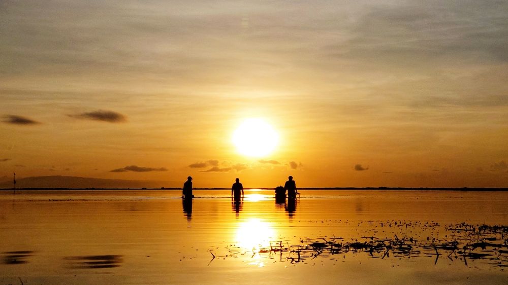 Photograph by Merta Jaya