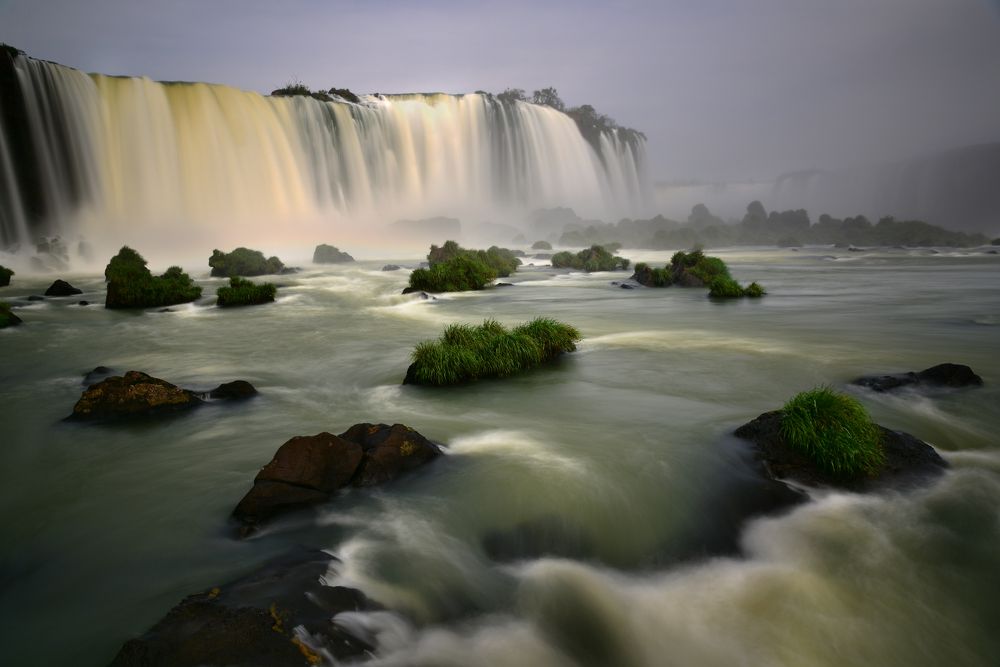 Photograph by SI SABER LOTFI