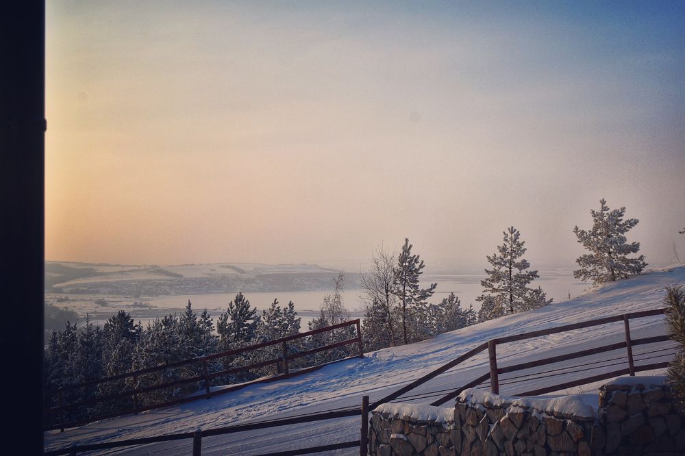 Photograph by Kira Bahvalova