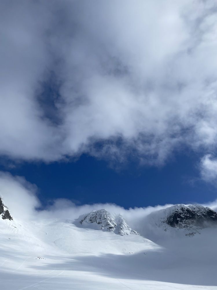 Фотография автора Владимир Хащанский