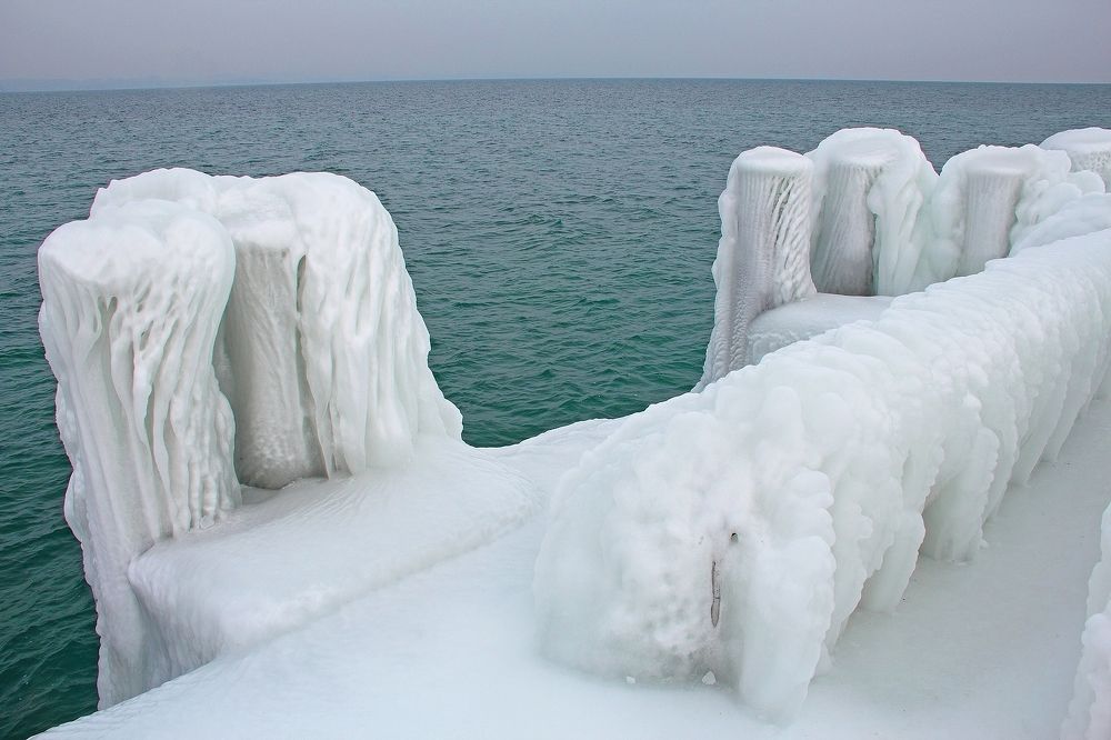 Winter in the medieval village of Yvoire (6)