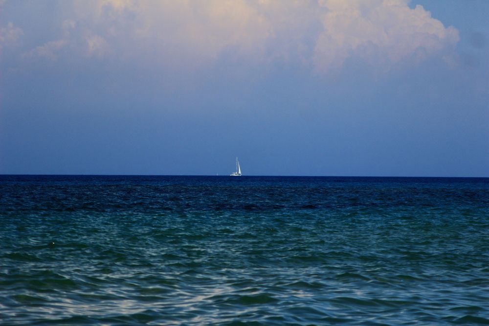 Blue minimalism, time minimalism