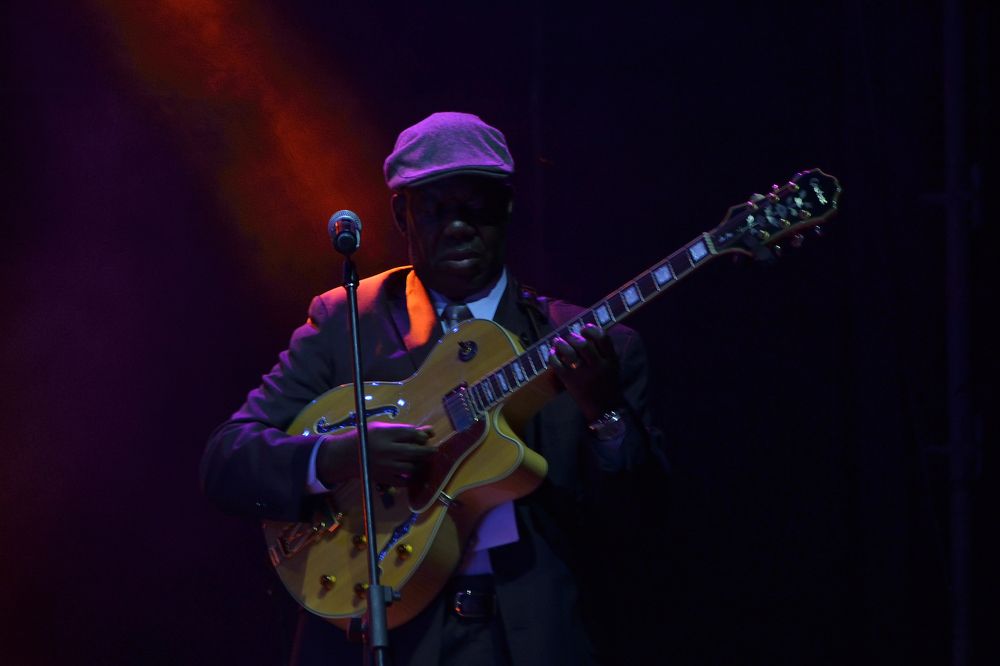 Photograph by Rodrigo Acuna