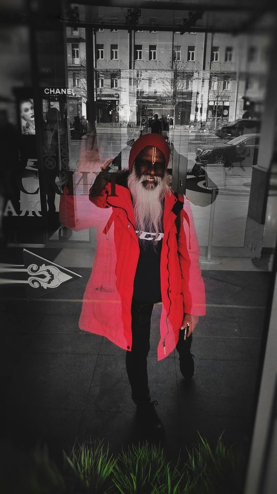 Reflecting joy / Отражая радость