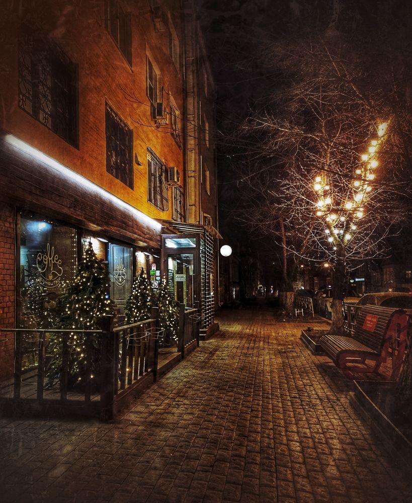 Photograph by Elena Bogomolova