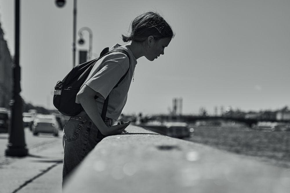 The girl on the Neva River