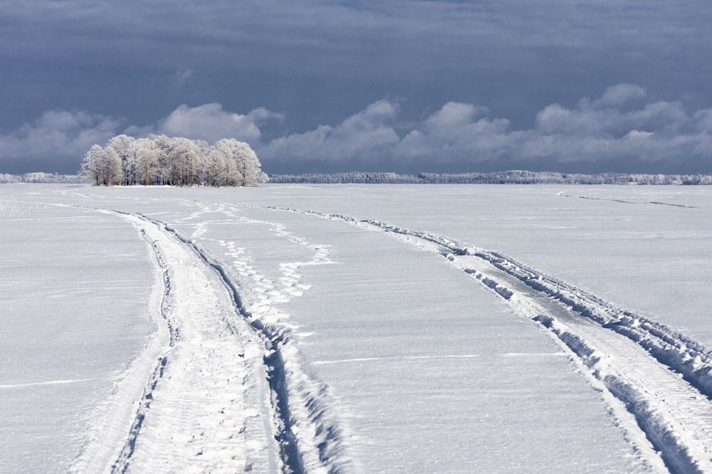 Photograph by Yana Raaga