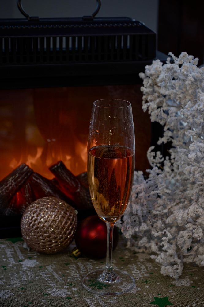 Зимний вечер у камина