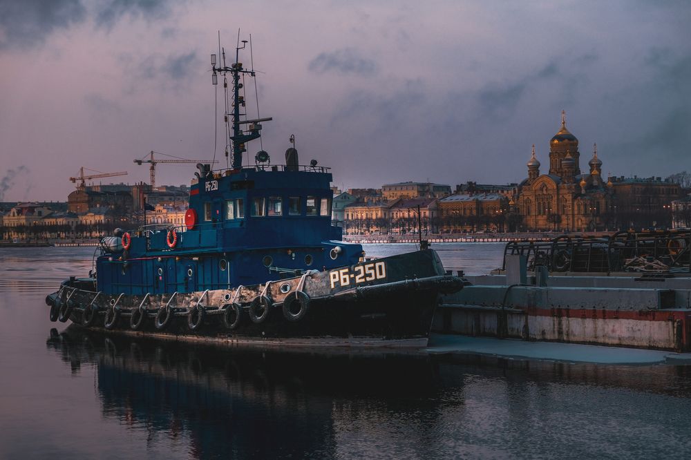 Утро в Петербурге / Morning in Petersburg