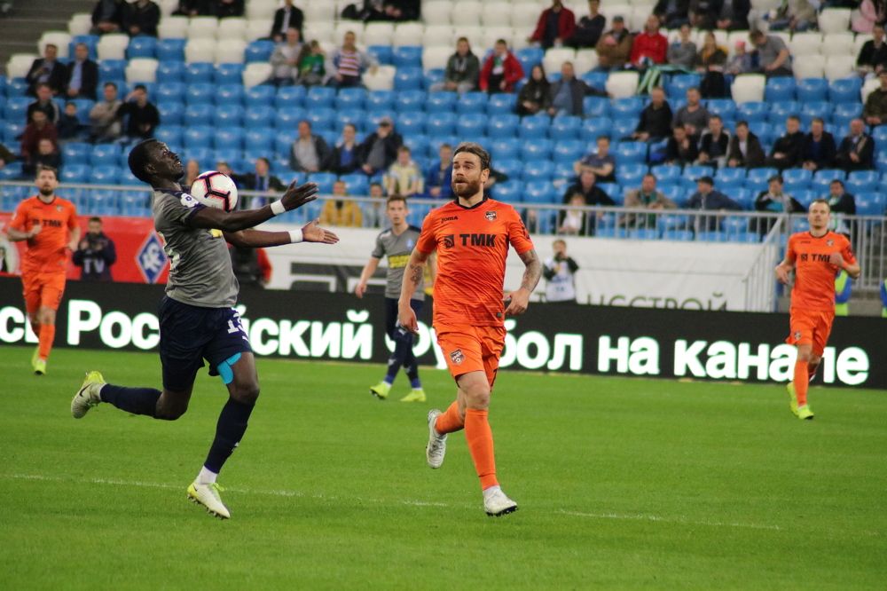 Взять на грудь