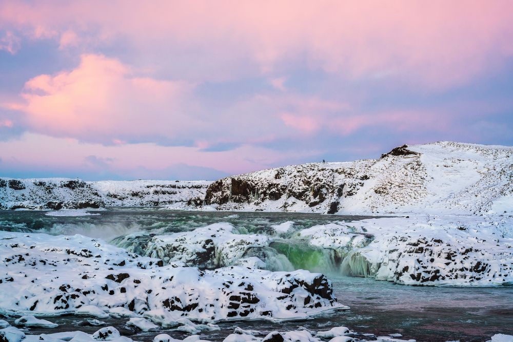 Photograph by Piotr Mickevic