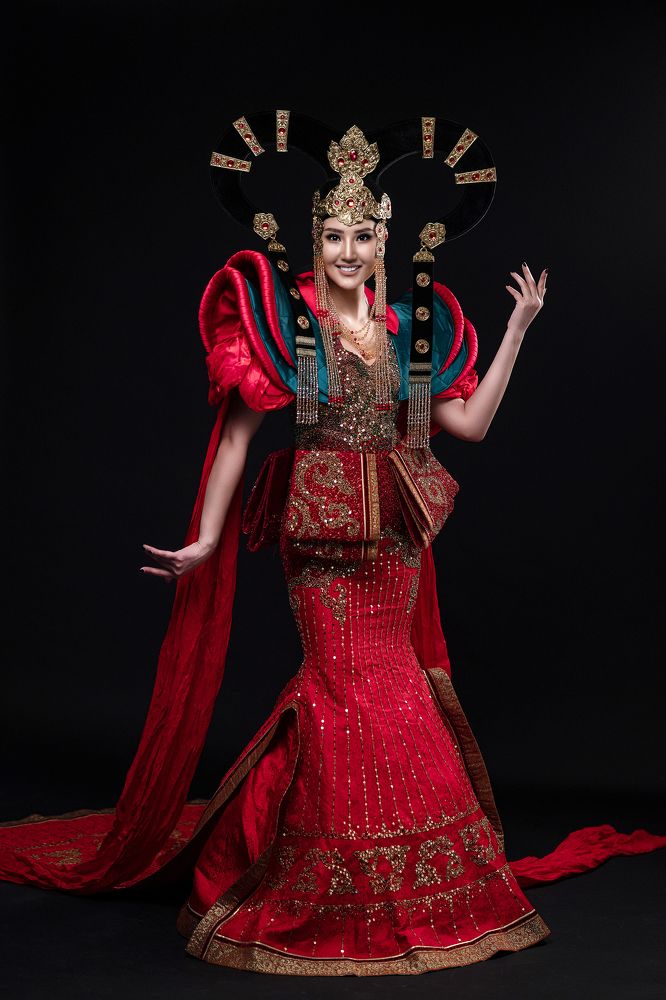 Фотография автора 2B Bayasaa