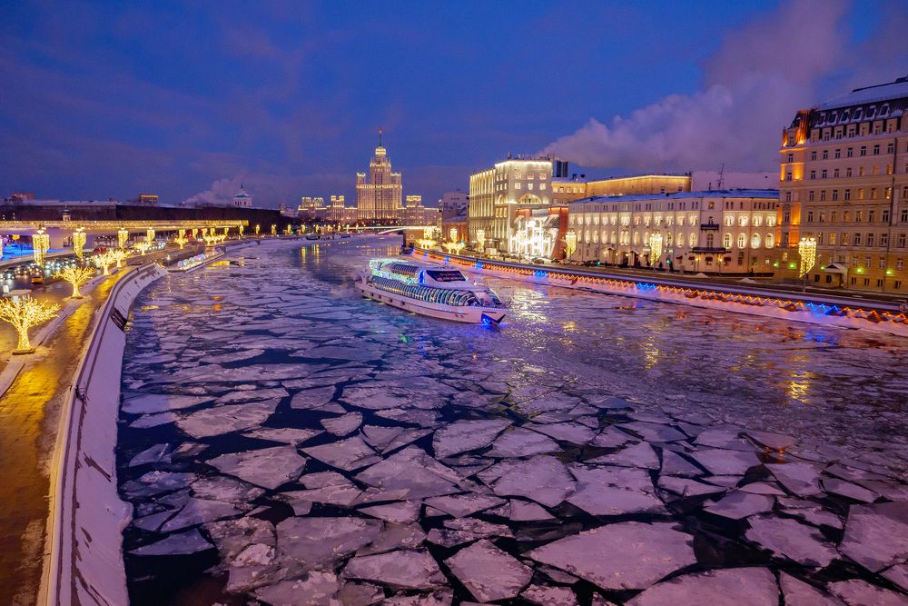Ледоход у Кремля