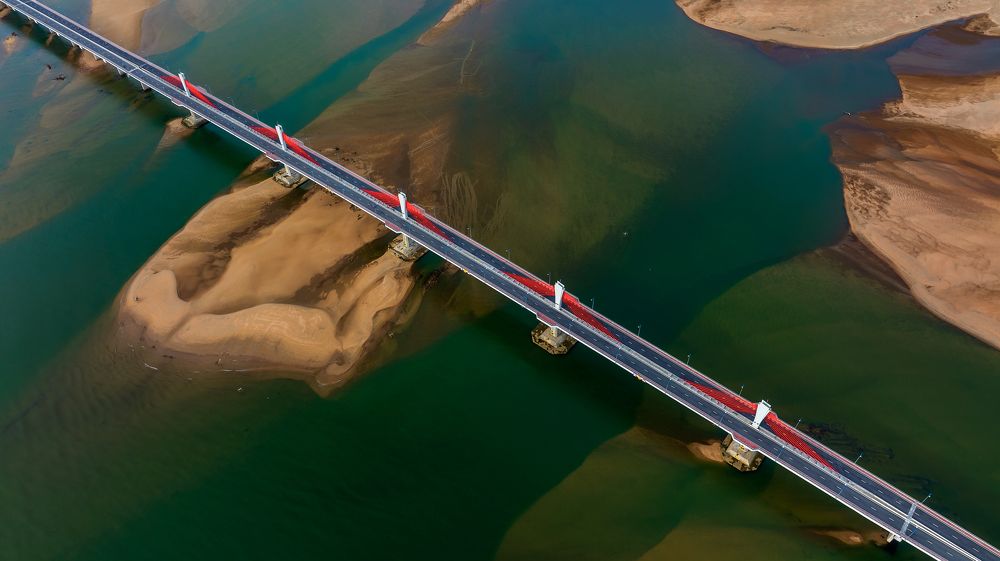 Photograph by Tuấn Nguyễn Tấn