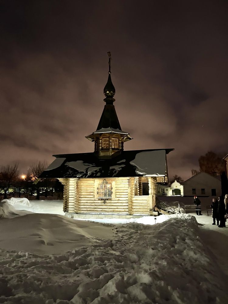 В круге света