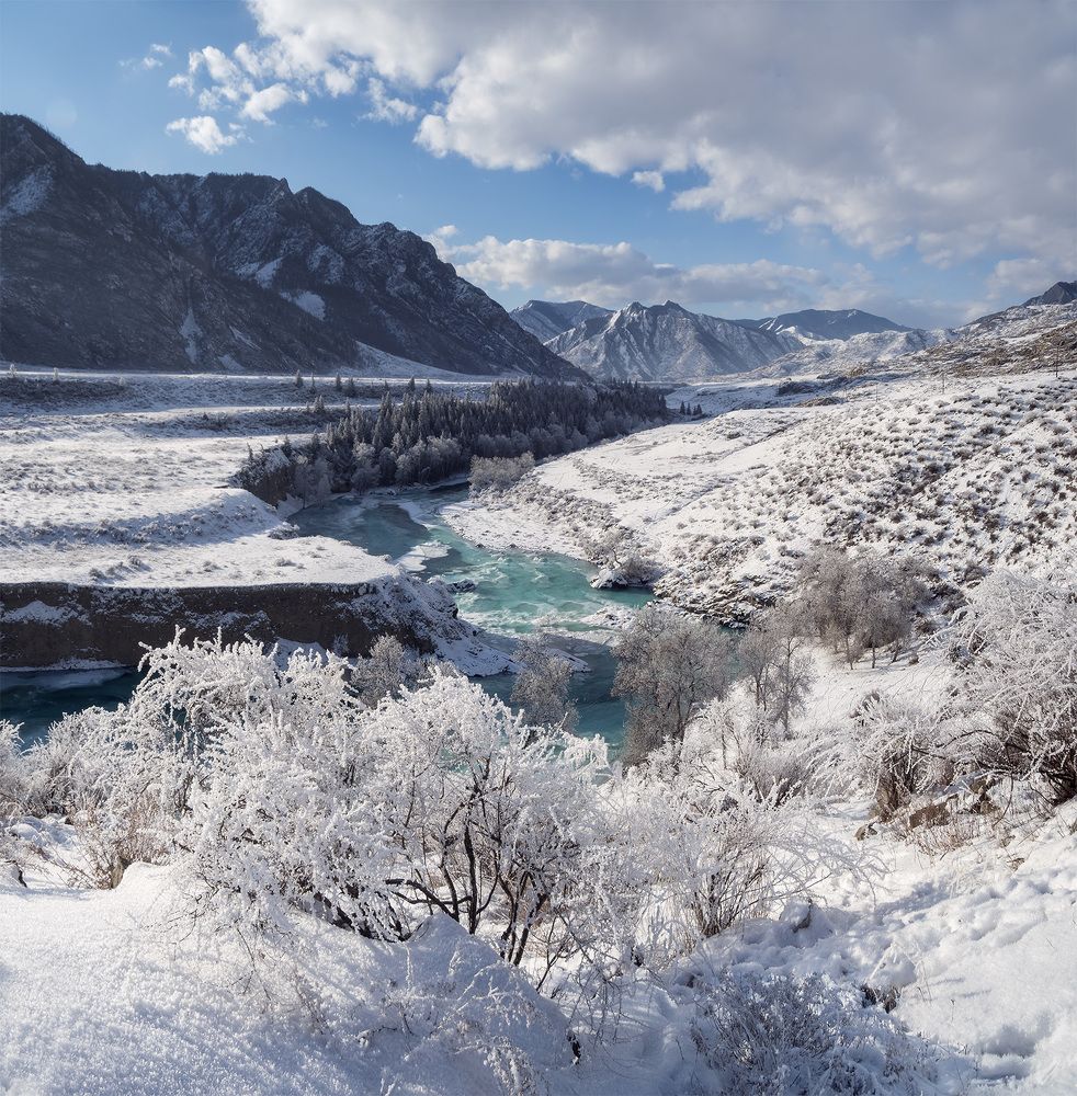 ...Снег и морозы на реке Чуя...