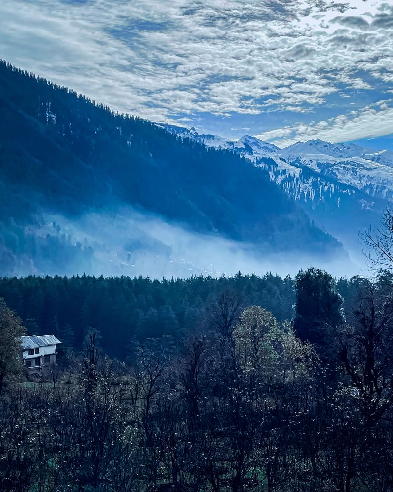 Old Manali Balcony View