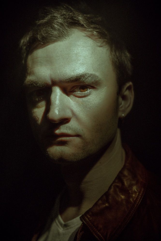 Different colors of one light