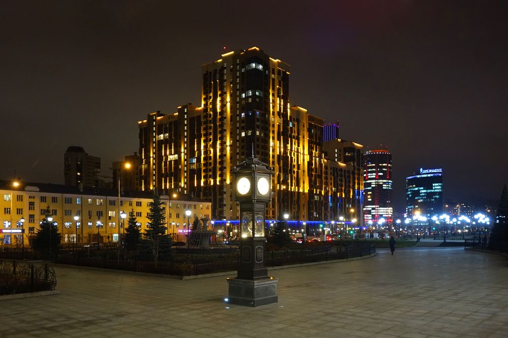 ВРЕМЯ МЕНЯЕТ ОБЛИК ГОРОДА…