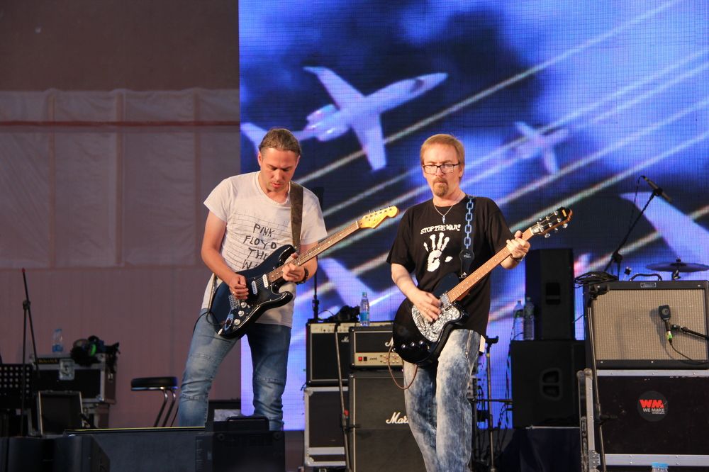 SAINT PETERSBURG PINK FLOYD SHOW