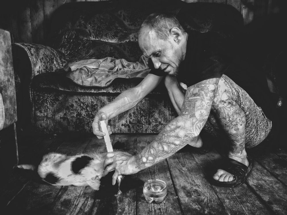 Добрые люди  /  Good people