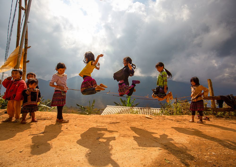 highland childhood games
