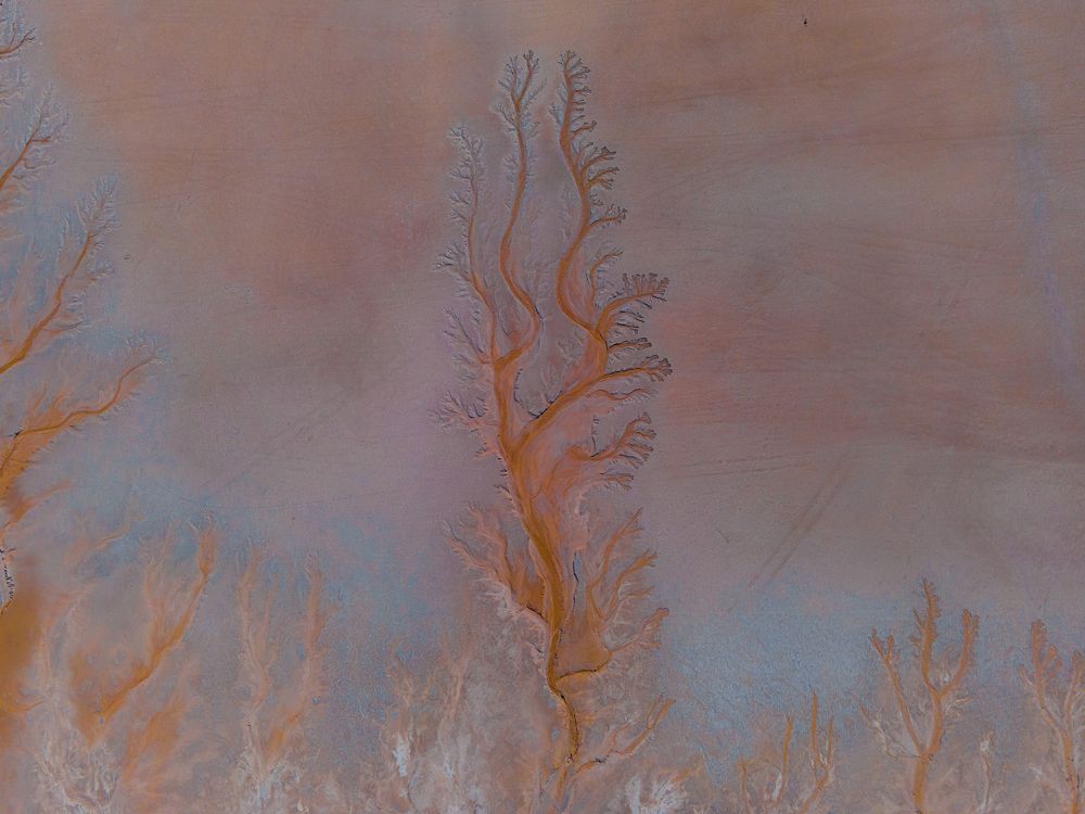 Пересохшее соленое озеро