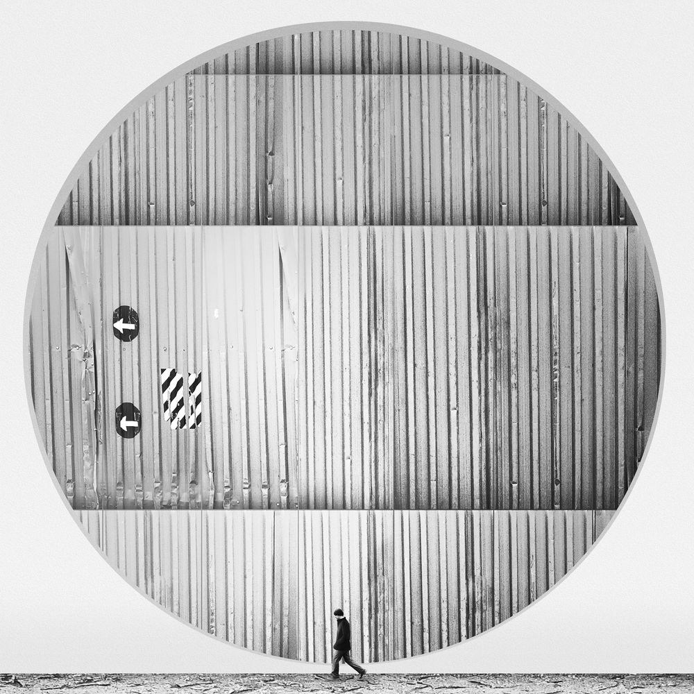 Photograph by Mohammad Dadsetan