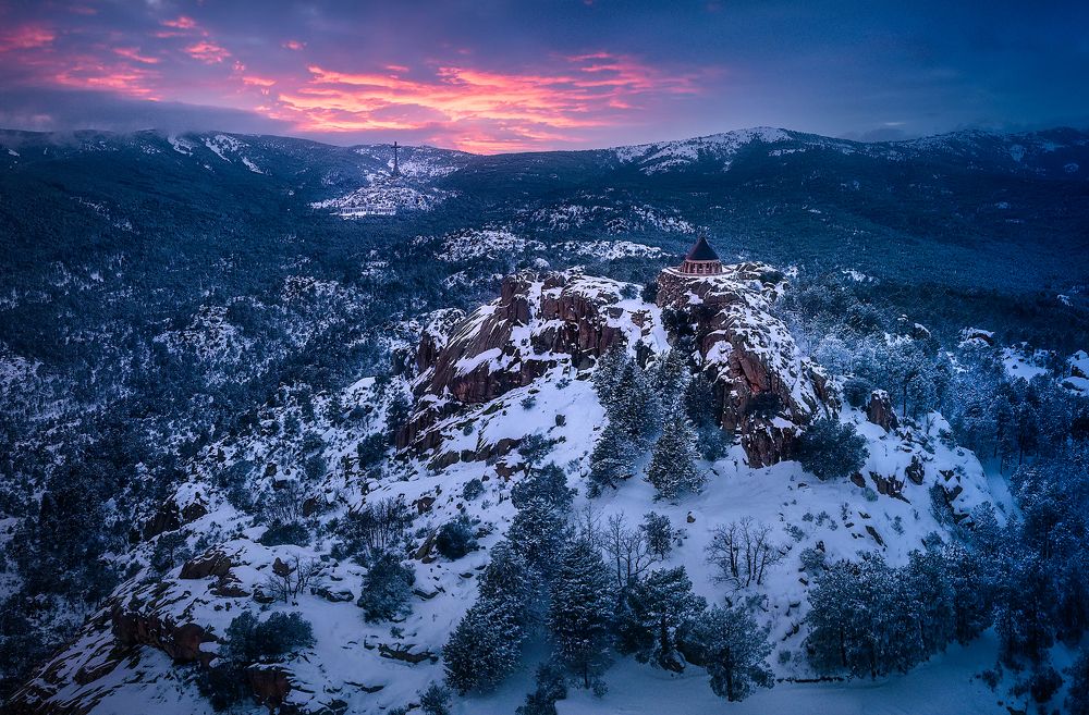 Photograph by Oscar Lata