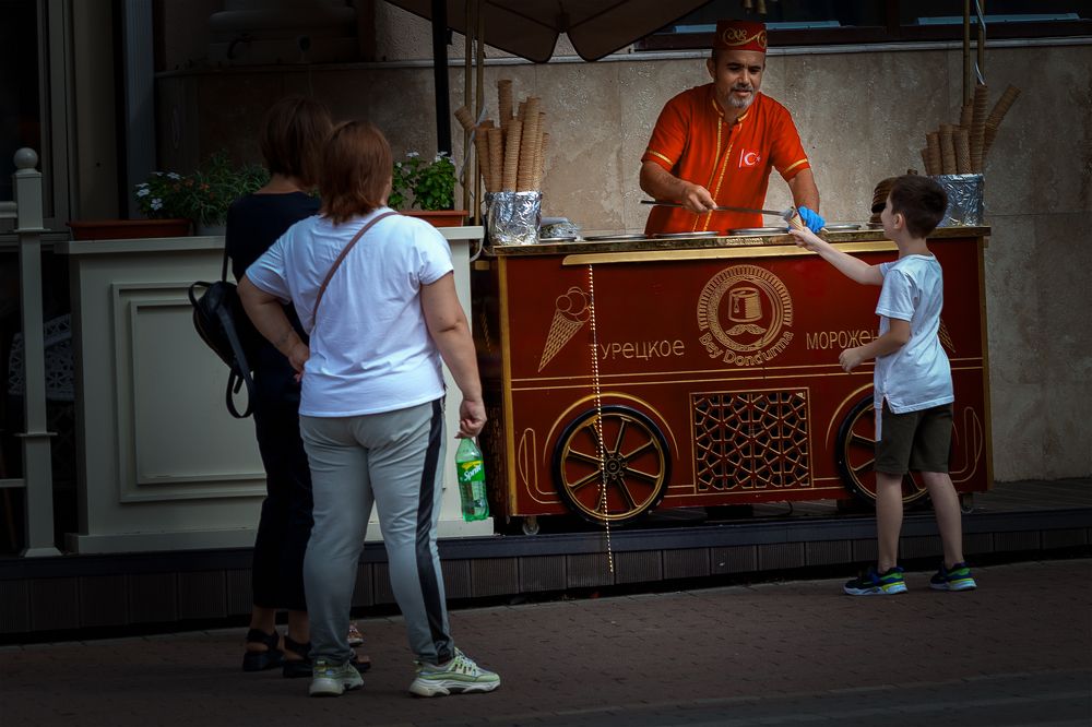 Сладкая жизнь.