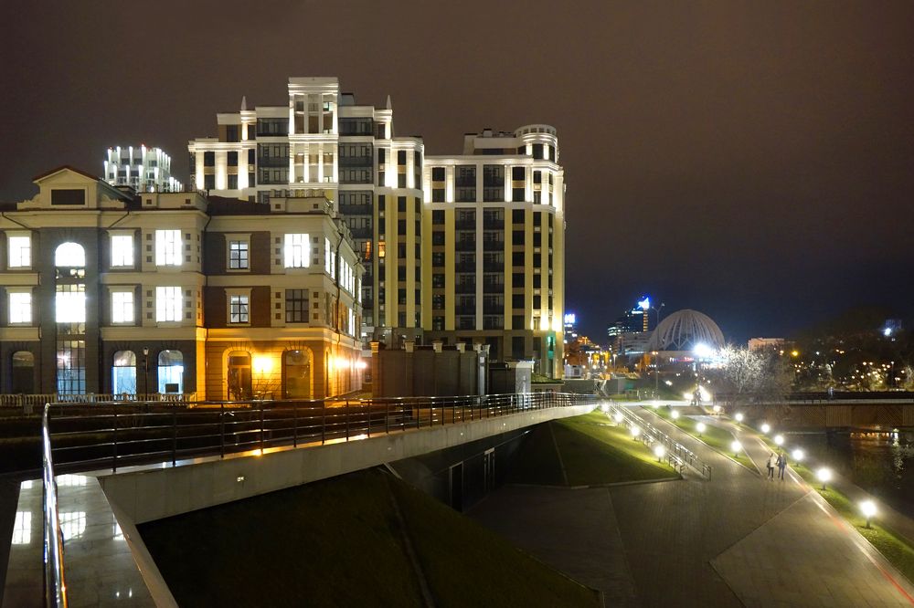 СВЕТ БОЛЬШОГО ГОРОДА…