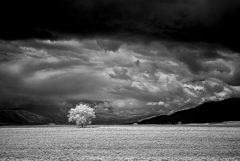 Photograph by Nikos Karampetakis