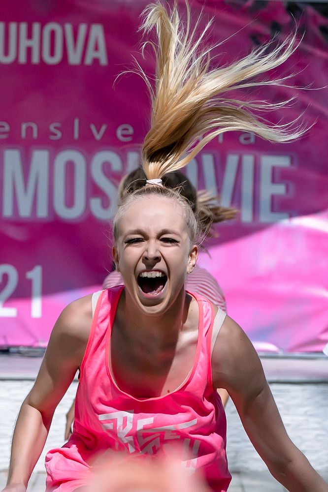 В танце жить