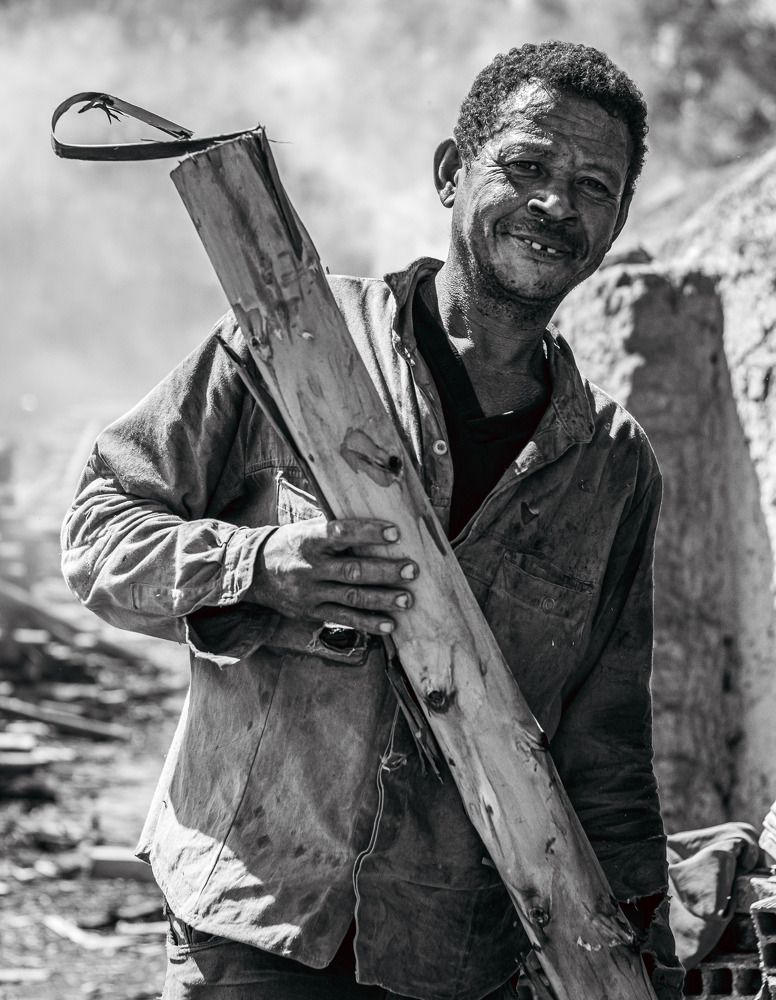 TRABALHADOR BRASILEIRO