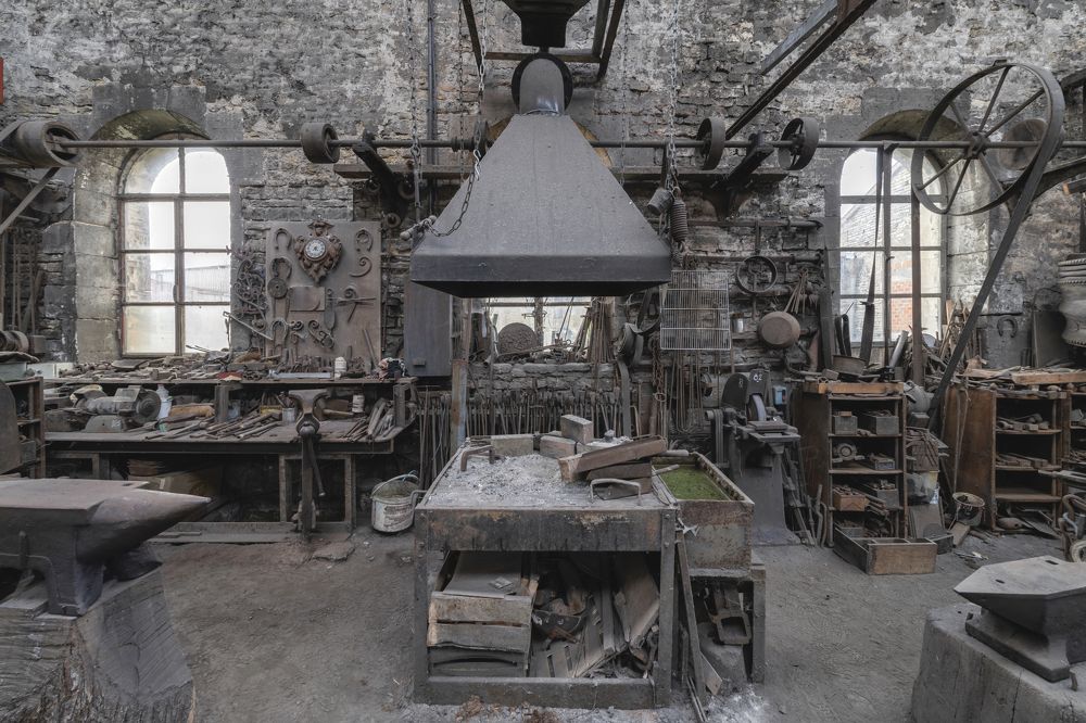 Photograph by FRANCIS MESLET