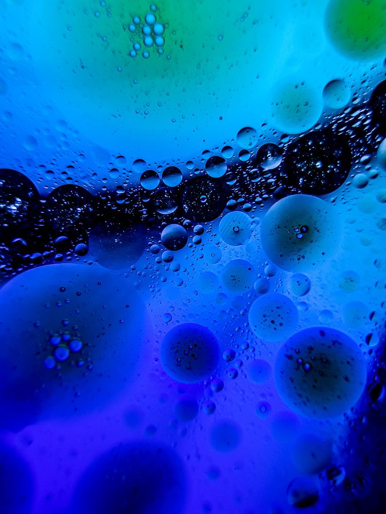 Water Bubbles in Macro