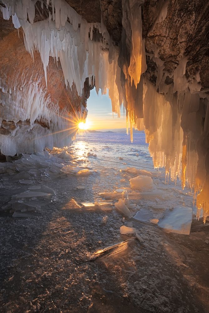 Photograph by Amos Ravid