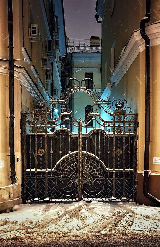 по старым улочкам Москвы